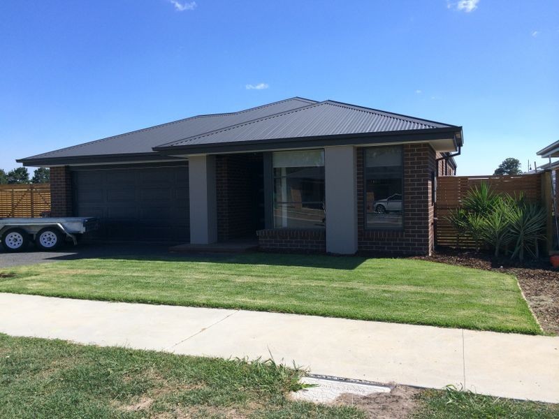 12 Whipbird Street, Bairnsdale VIC 3875