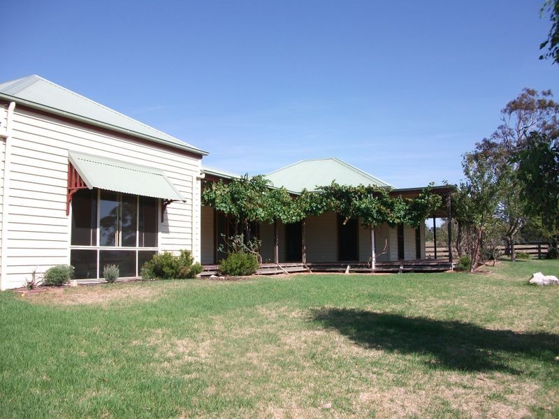 924 Stephensons Road, Tambo Upper VIC 3885