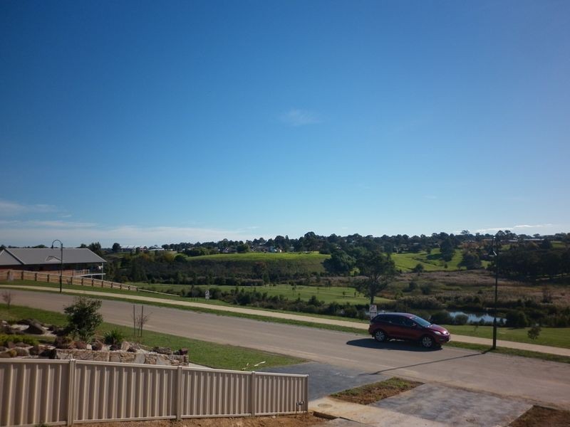 24 Lorimer Drive, Bairnsdale VIC 3875