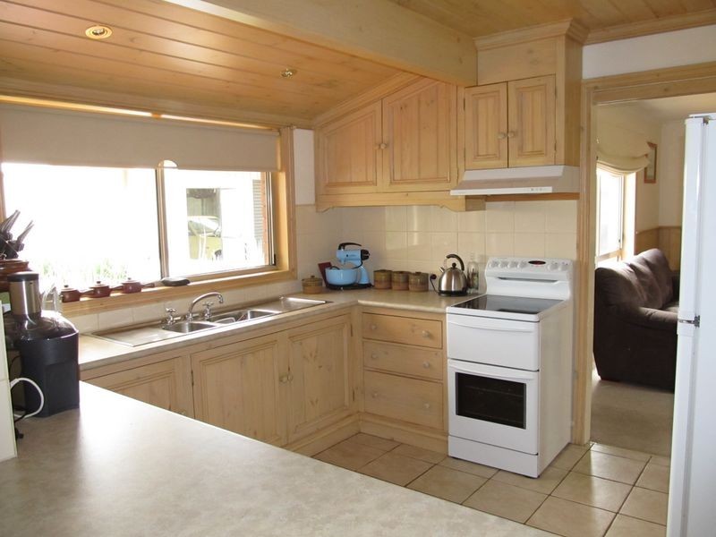 9 Maneroo, Bairnsdale VIC 3875