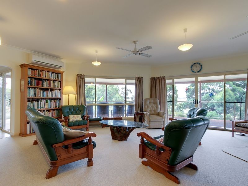 47 Lanteris Rd, Bairnsdale VIC 3875