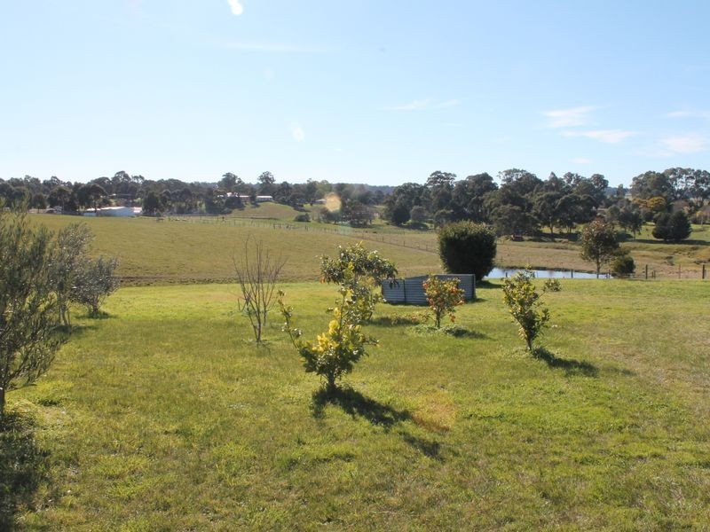 18 Mabel Drive, Nicholson VIC 3882