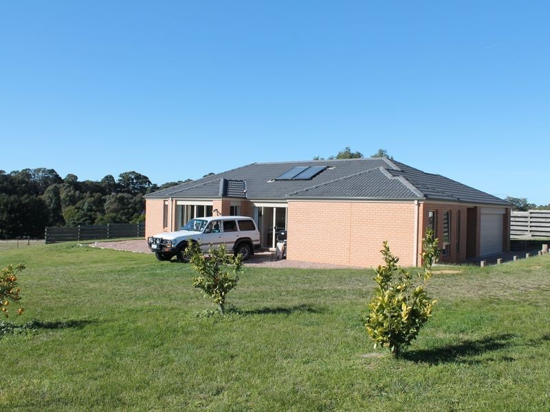 18 Mabel Drive, Nicholson VIC 3882