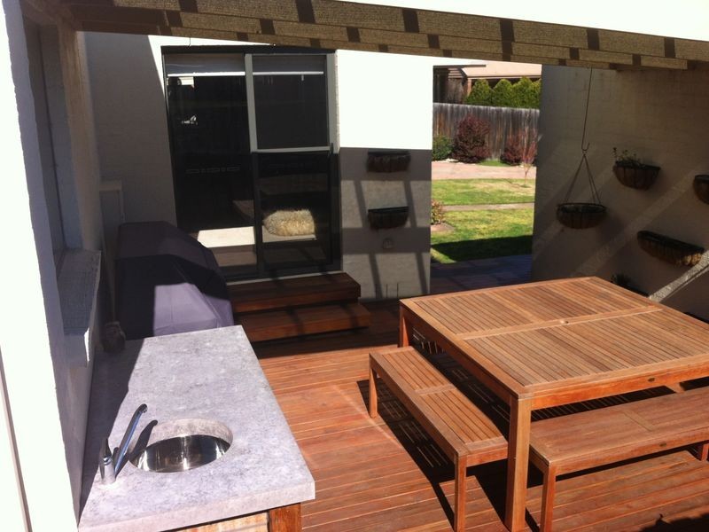 9 The Grange, Bairnsdale VIC 3875