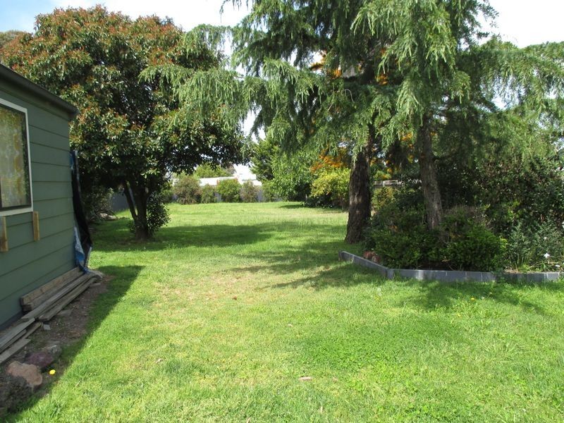 20 Charles Street, Lucknow VIC 3875