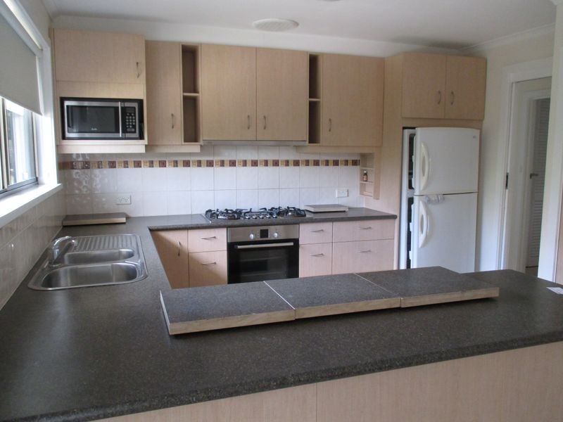 20 Charles Street, Lucknow VIC 3875