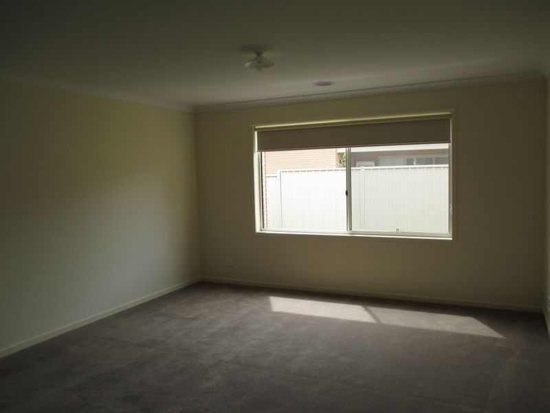 15 Len Cook Drive, Bairnsdale VIC 3875