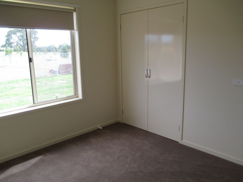 15 Len Cook Drive, Bairnsdale VIC 3875