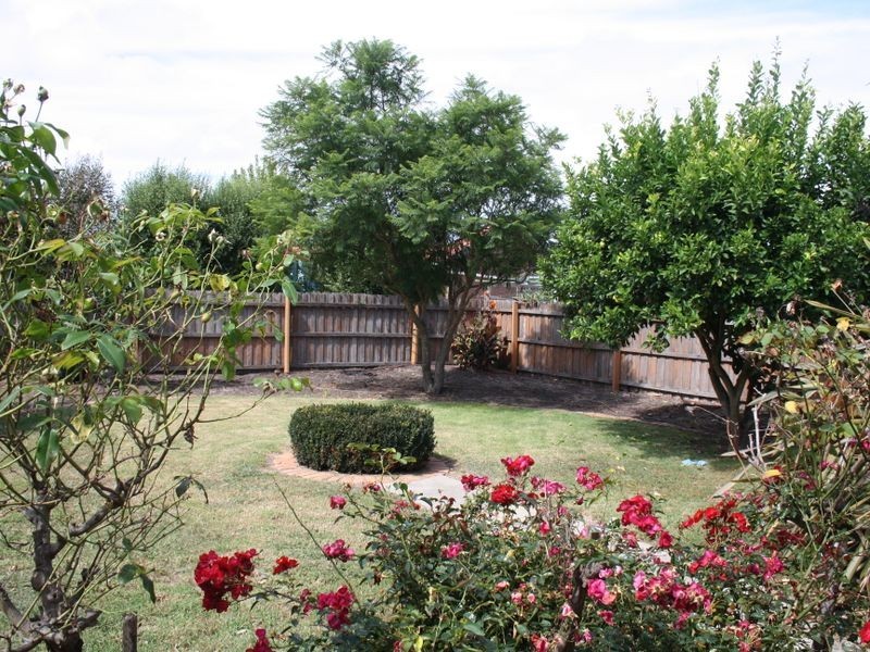 21 Fitzgerald Street, Bairnsdale VIC 3875