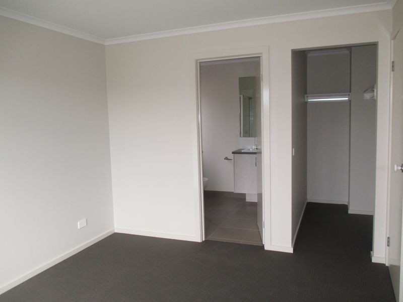 47 Len Cook Drive, Bairnsdale VIC 3875