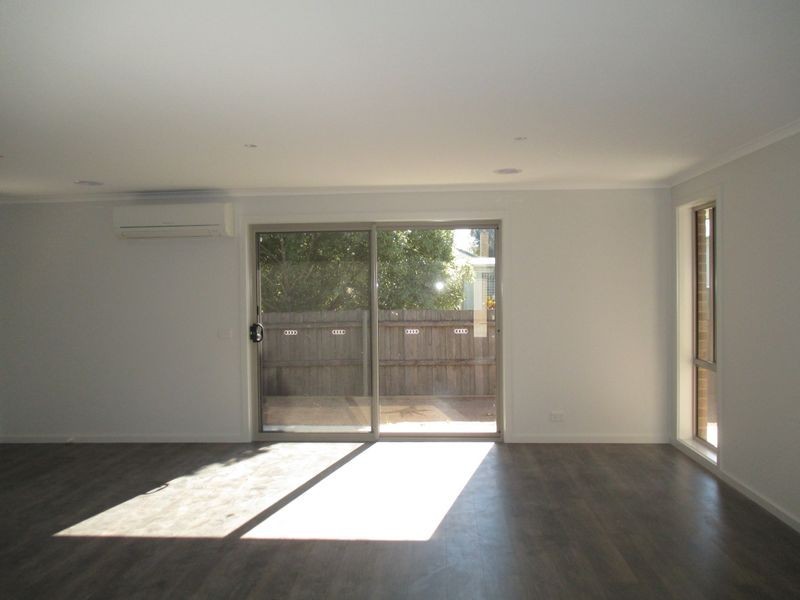 2/30 Ross Street, Bairnsdale VIC 3875