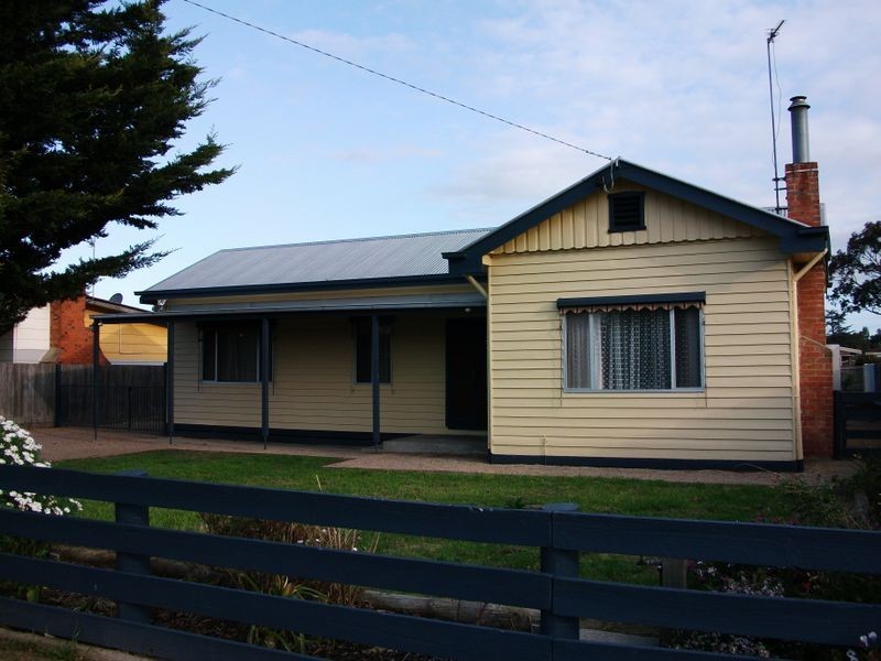 37 Jefferson Street, Bairnsdale VIC 3875