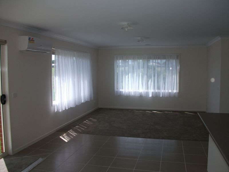 14 Cranes Terrace, Bairnsdale VIC 3875