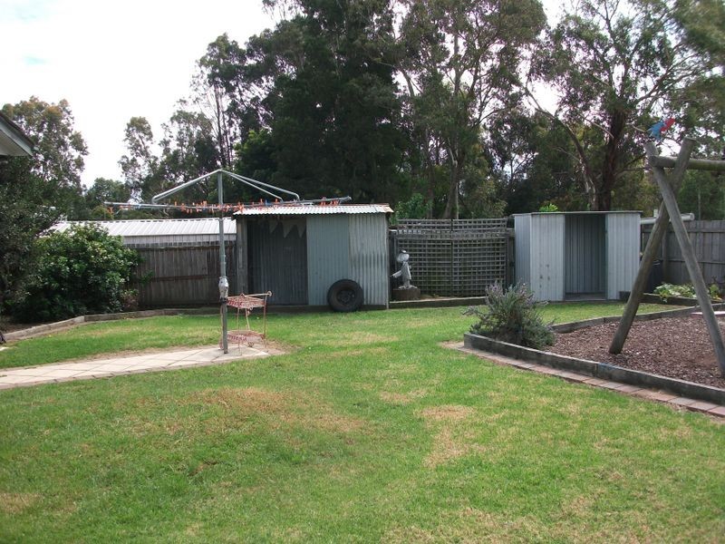 17 Davies Street, Bairnsdale VIC 3875