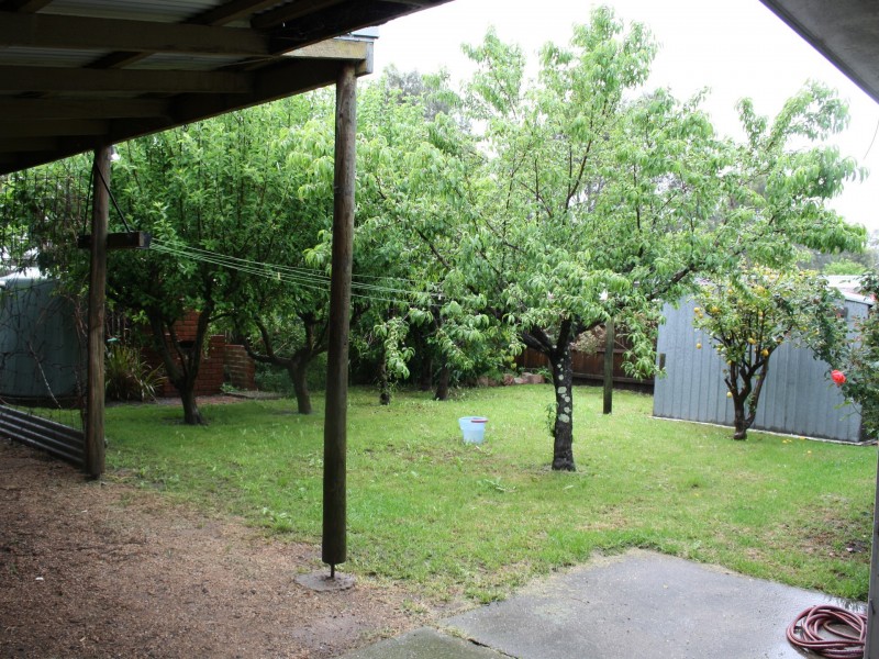 29 Cameron Crescent, Bairnsdale VIC 3875