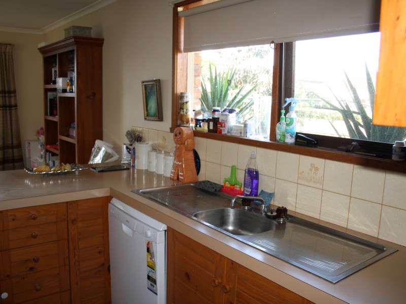 Unit 3/37 Tierney Street, Wy Yung VIC 3875