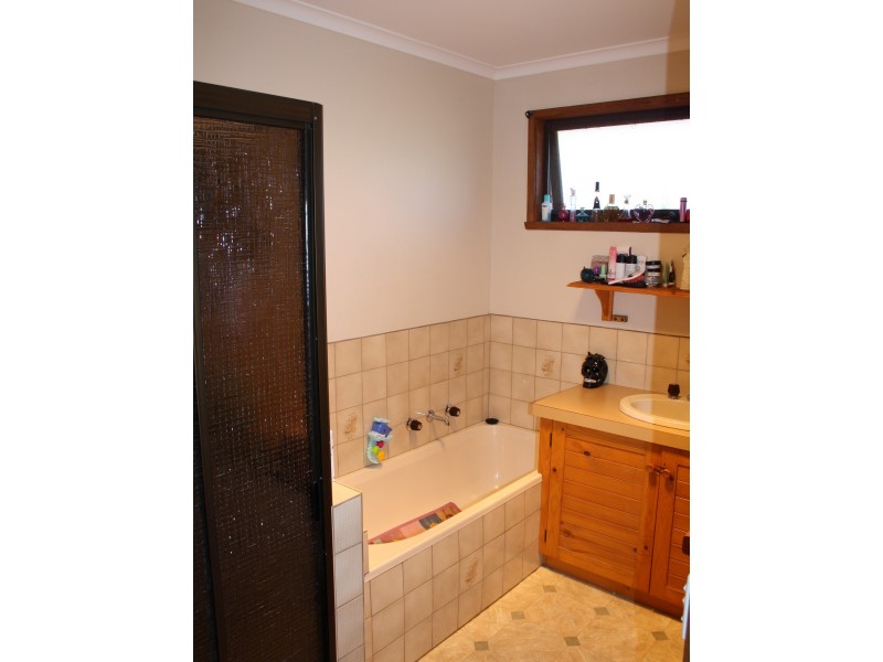 Unit 3/37 Tierney Street, Wy Yung VIC 3875