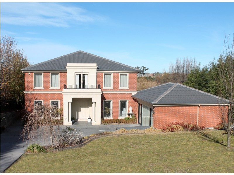 16 The Backwater, Eastwood VIC 3875