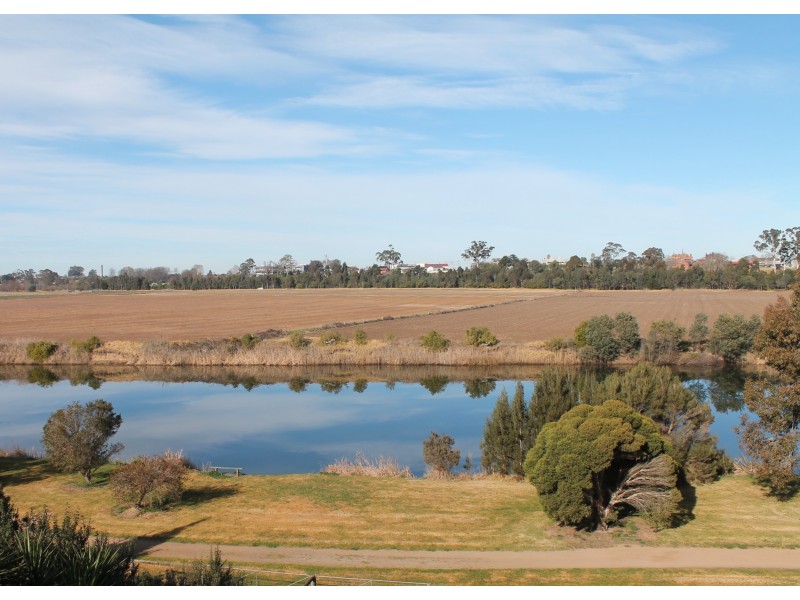 16 The Backwater, Eastwood VIC 3875