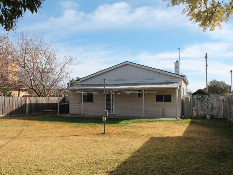 203 Nicholson Street, Bairnsdale VIC 3875