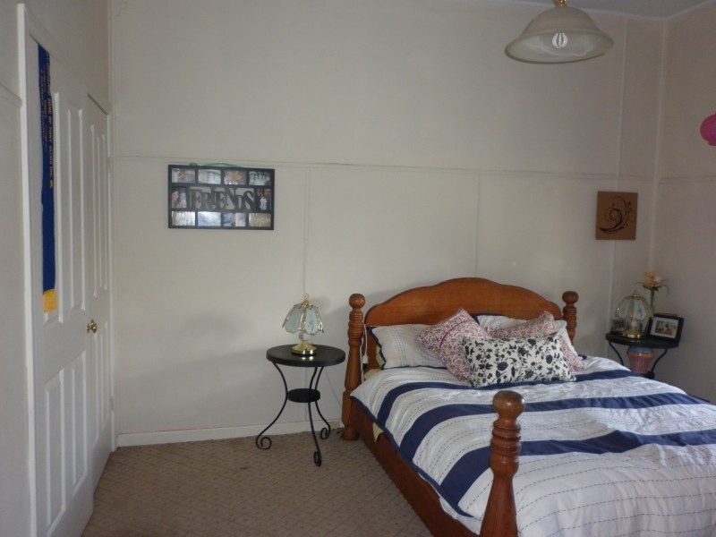 12 Charles Street, Lucknow VIC 3875
