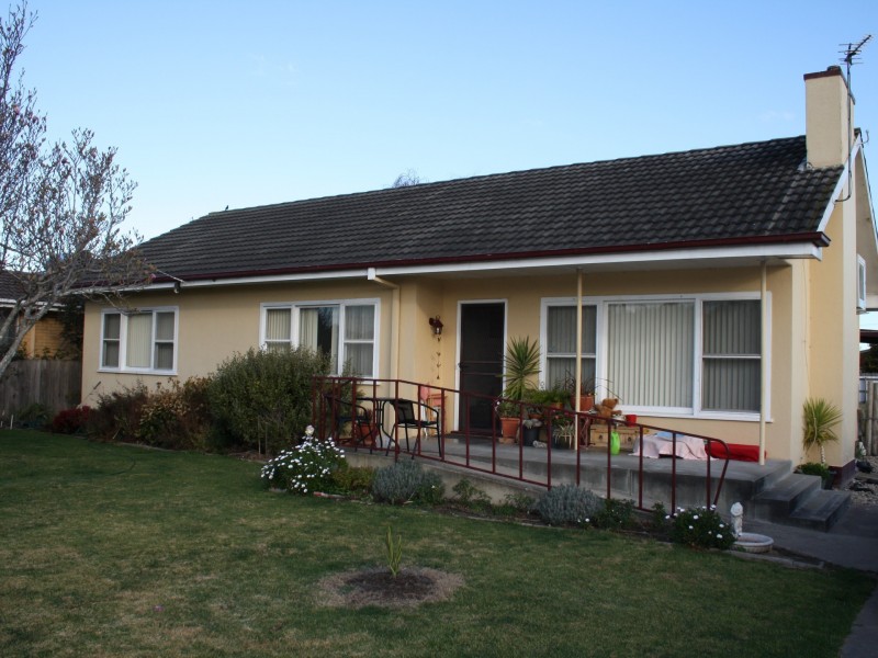 65 Dreverman Street, Bairnsdale VIC 3875