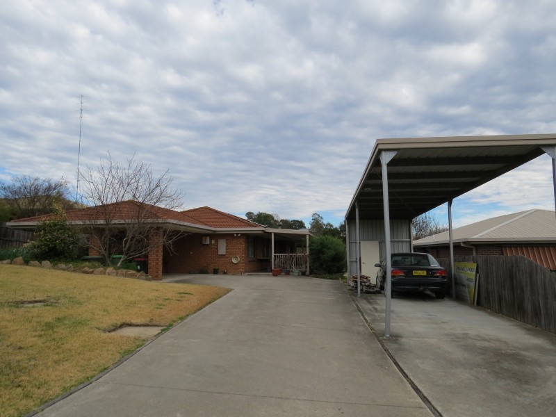 24 Ballantine Street, Bairnsdale VIC 3875