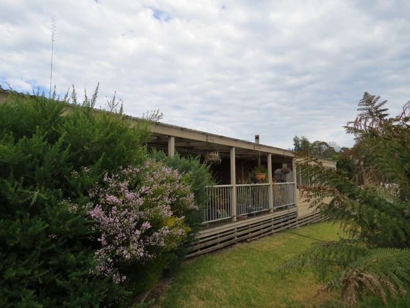 24 Ballantine Street, Bairnsdale VIC 3875