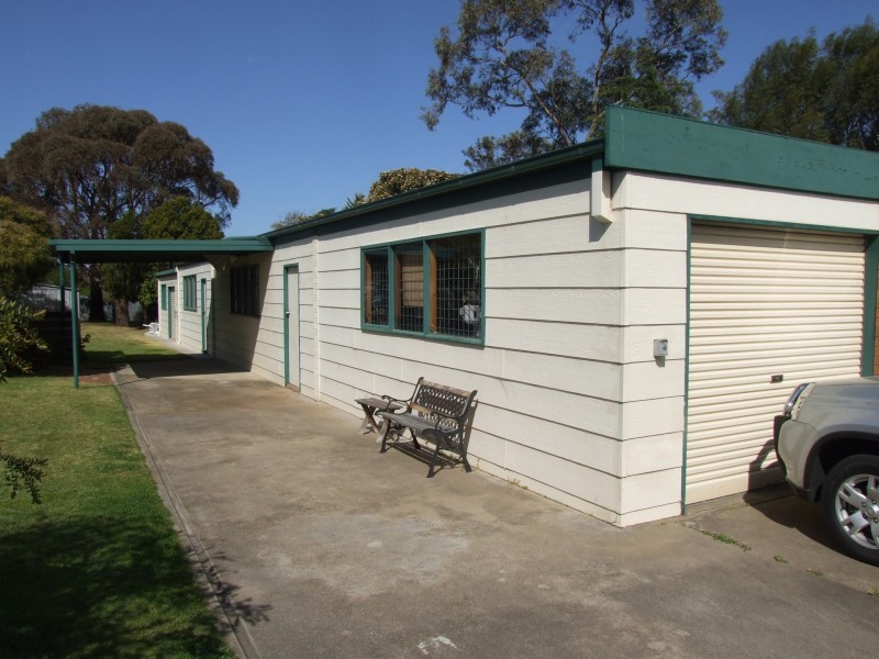 22 Charles Street, Bairnsdale VIC 3875