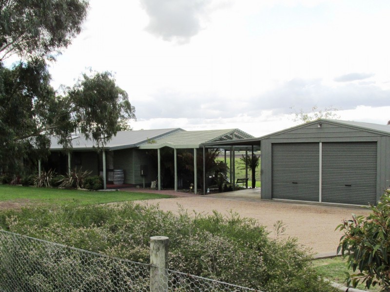 94 Hoyt Street, Lindenow VIC 3865