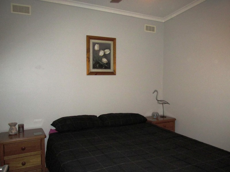 44 Cameron Crescent, Bairnsdale VIC 3875