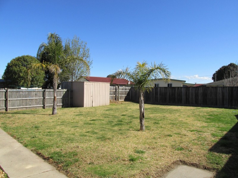 44 Cameron Crescent, Bairnsdale VIC 3875