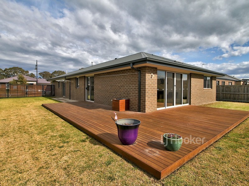 10 Whipbird Street, Bairnsdale VIC 3875