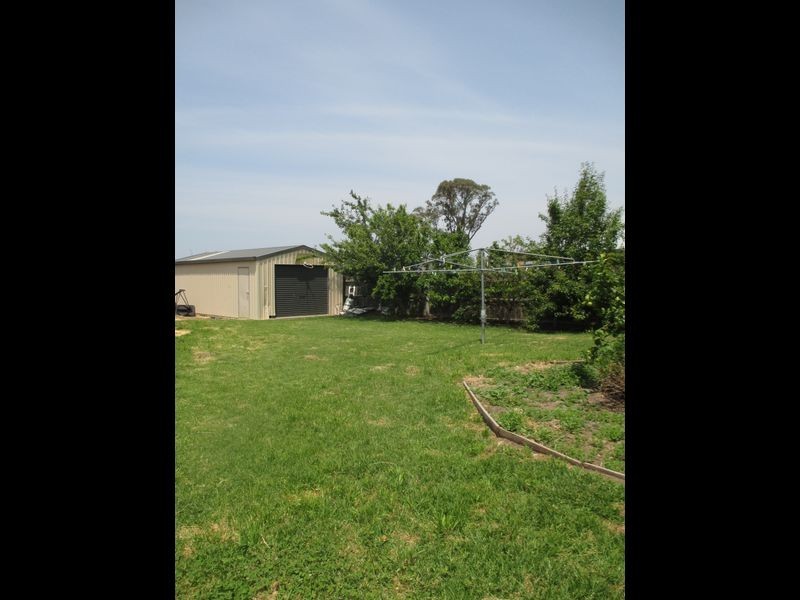 9 Kooralbyn Crt, Bairnsdale VIC 3875