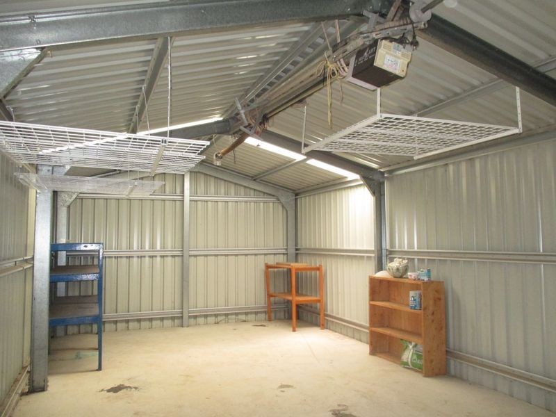 9 Kooralbyn Crt, Bairnsdale VIC 3875