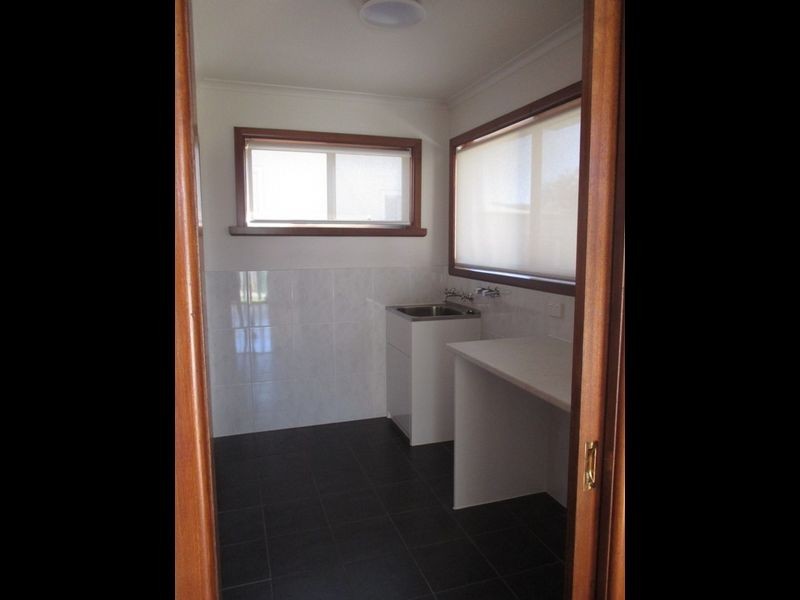 19 McKean Street, Bairnsdale VIC 3875