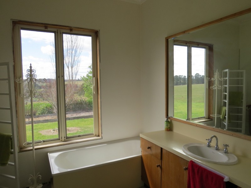 70 Swan Reach Road, Swan Reach VIC 3903