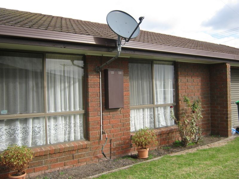 2/9-11 Garden Avenue, Bairnsdale VIC 3875