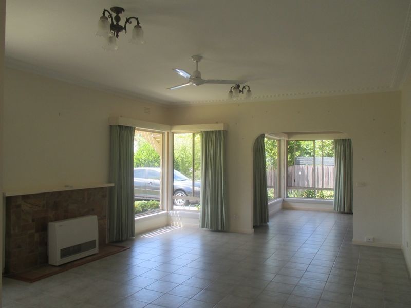 63 Williams Parade, Bairnsdale VIC 3875