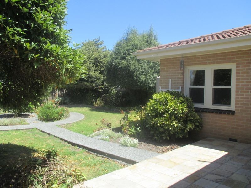 63 Williams Parade, Bairnsdale VIC 3875