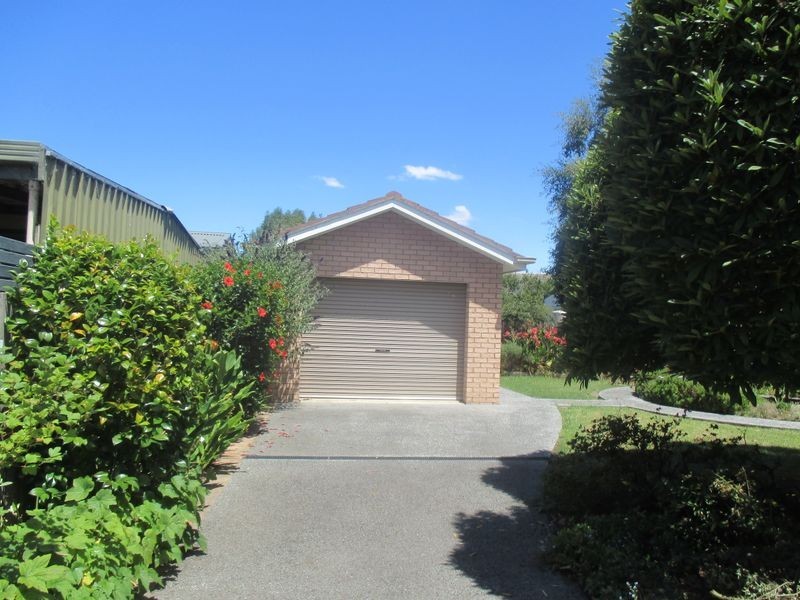 63 Williams Parade, Bairnsdale VIC 3875
