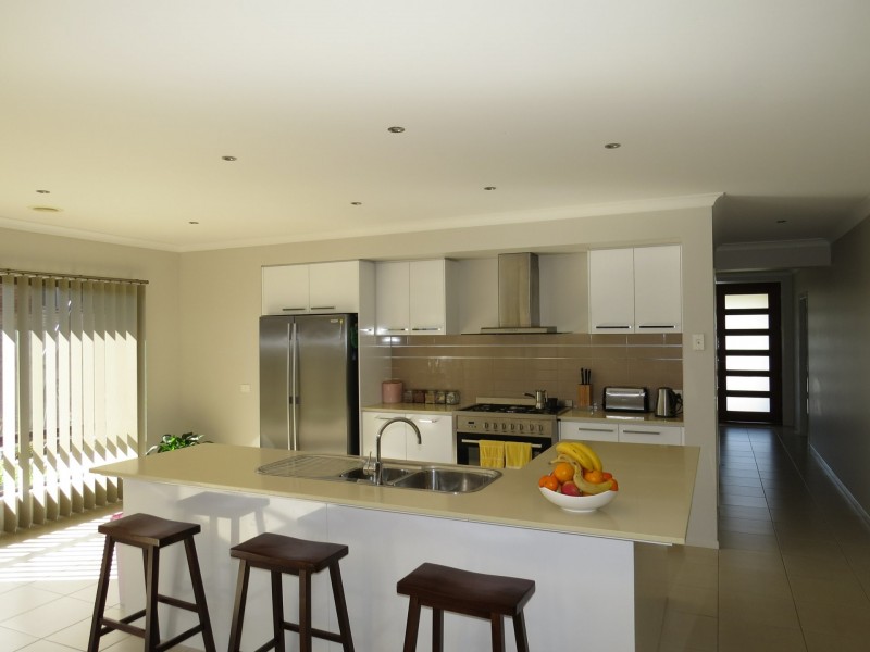 4 Stokes Court, Bairnsdale VIC 3875