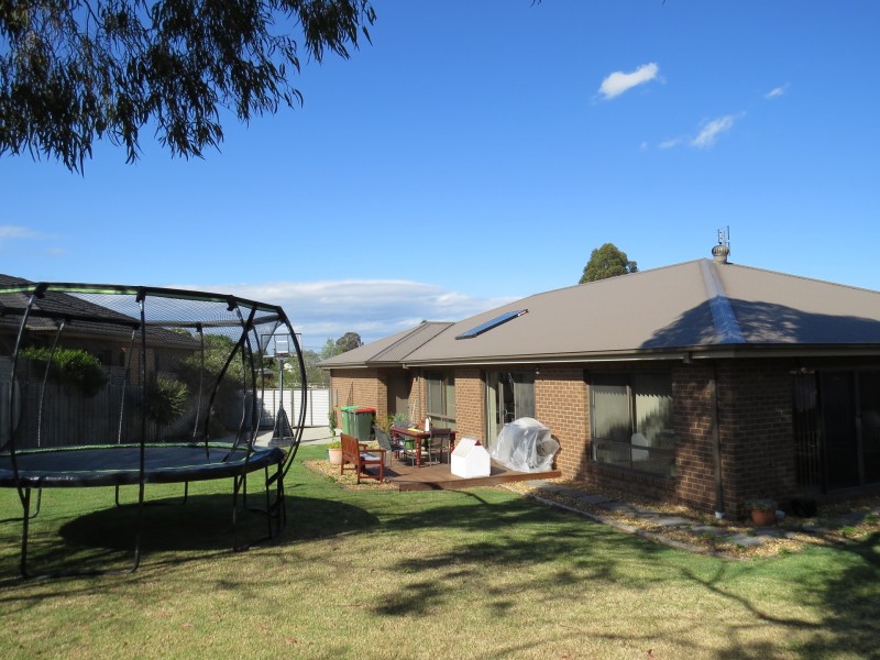 4 Stokes Court, Bairnsdale VIC 3875