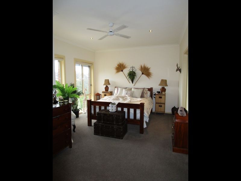 105 Howitt Avenue, Eastwood VIC 3875