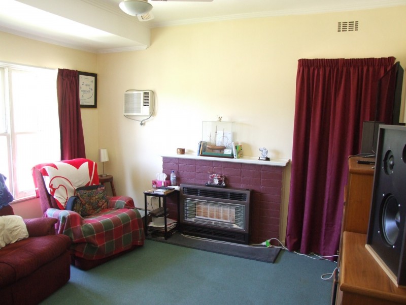 146 Dalmahoy Street, Bairnsdale VIC 3875