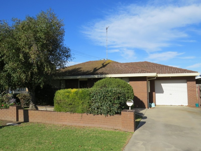 18 Mary Street, Bairnsdale VIC 3875