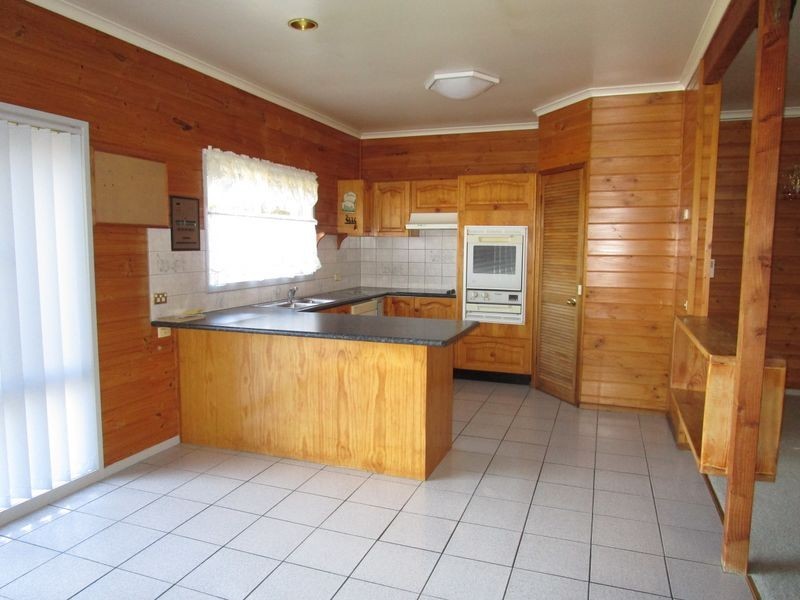 3 The Grange, Bairnsdale VIC 3875