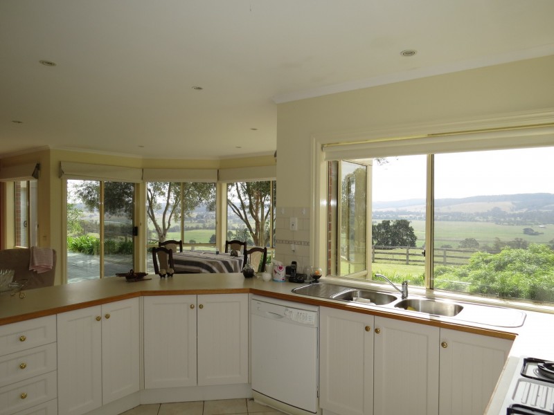 52 Mulhollands Road, Sarsfield VIC 3875