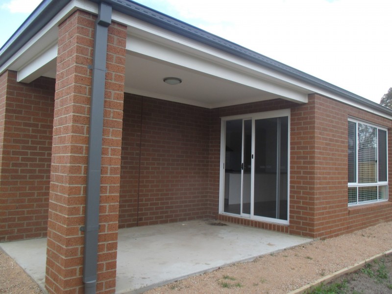 13 Eastcoast Court, Bairnsdale VIC 3875