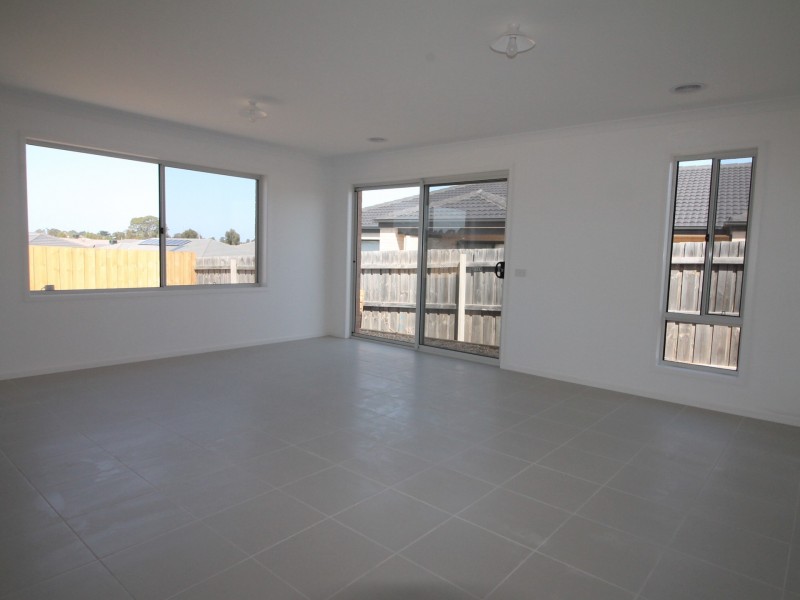 83 Timbarra Drive, Eastwood VIC 3875